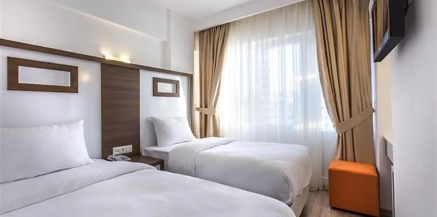 Demir Otel Kuşadası